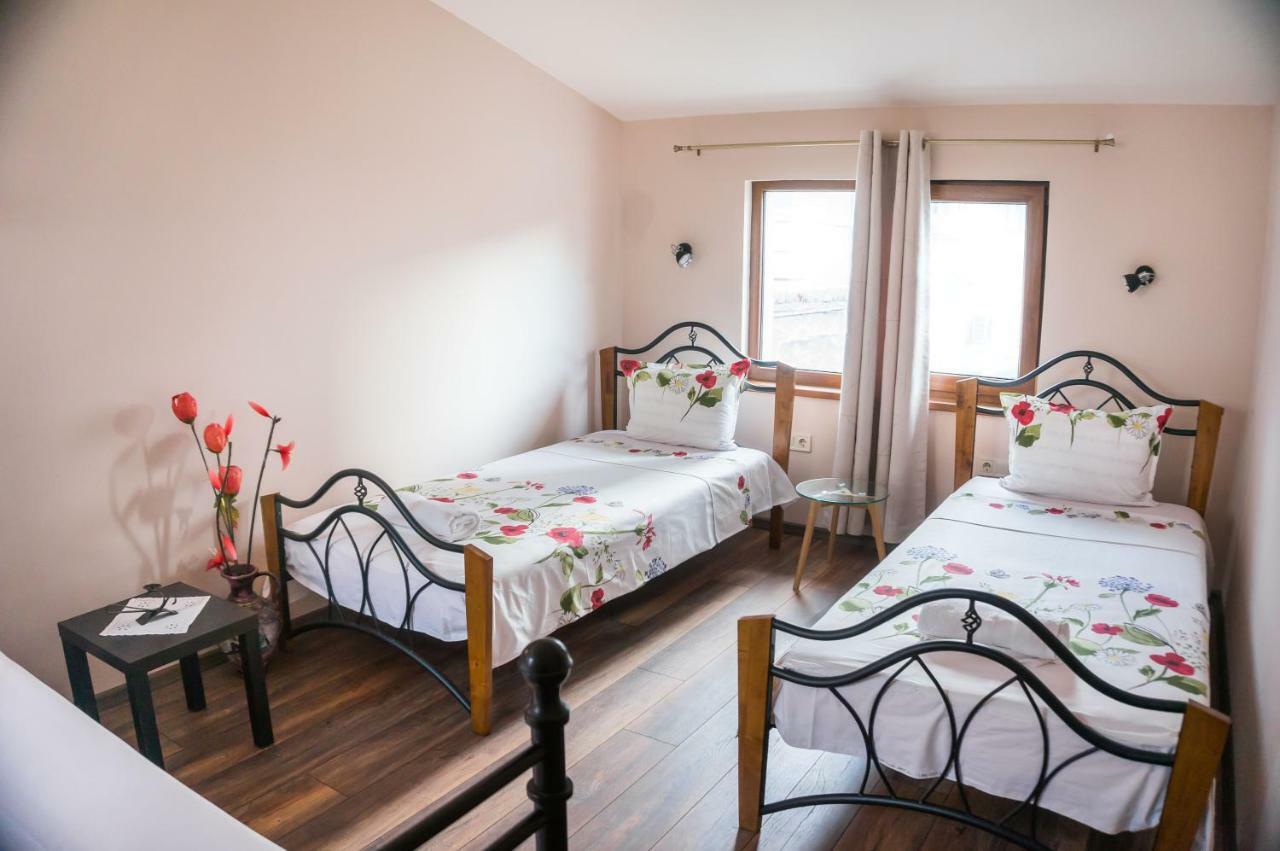 The Old House Guest Rooms And Apartament Plovdiv Exterior foto